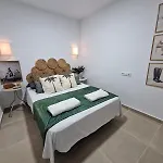 Jerez Centro, Con Terraza Privada , Aire Acondicionado Y Seff Check *
